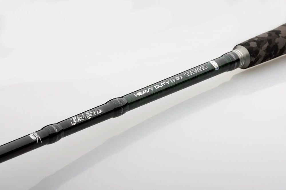 MADCAT Sumcový prút Black Heavy Duty 2,7 m 200-300 g